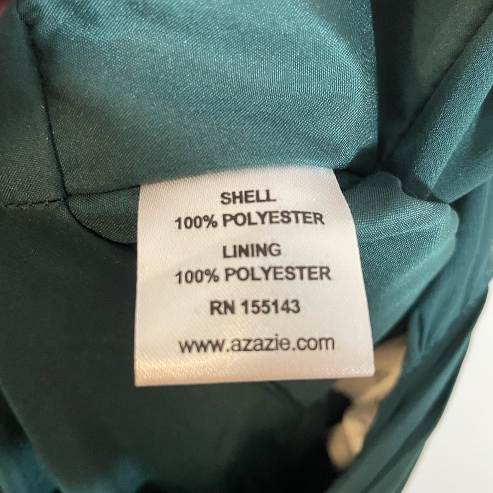 NWT Azazie Emerald Green Bridesmaids Maxi Dress Size A14 Halter Neckline Keyhole - Picture 10 of 15